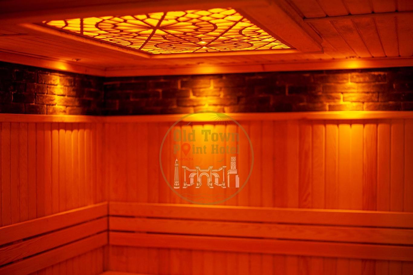 Otel Old Town Point & 4*