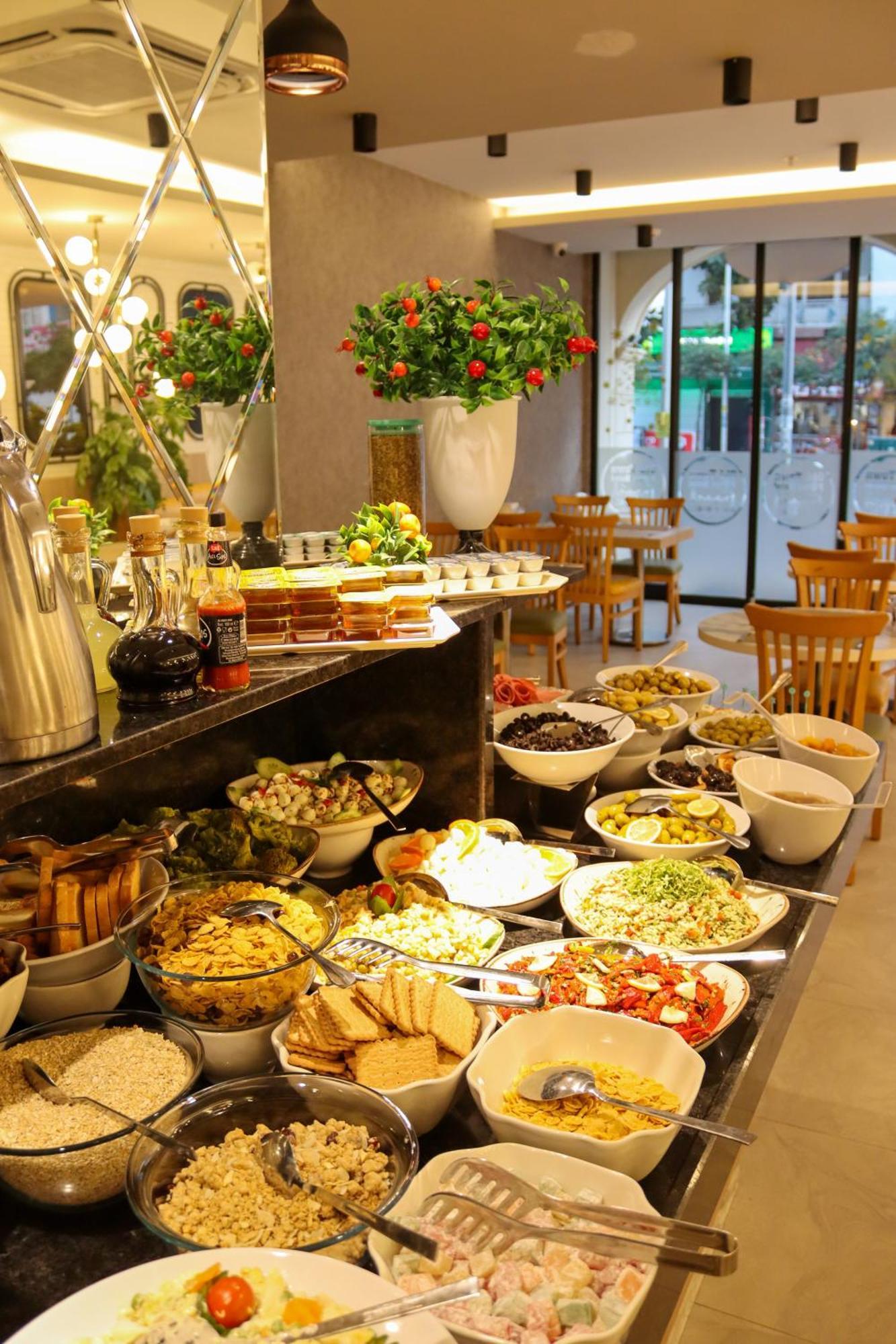 Otel Old Town Point &