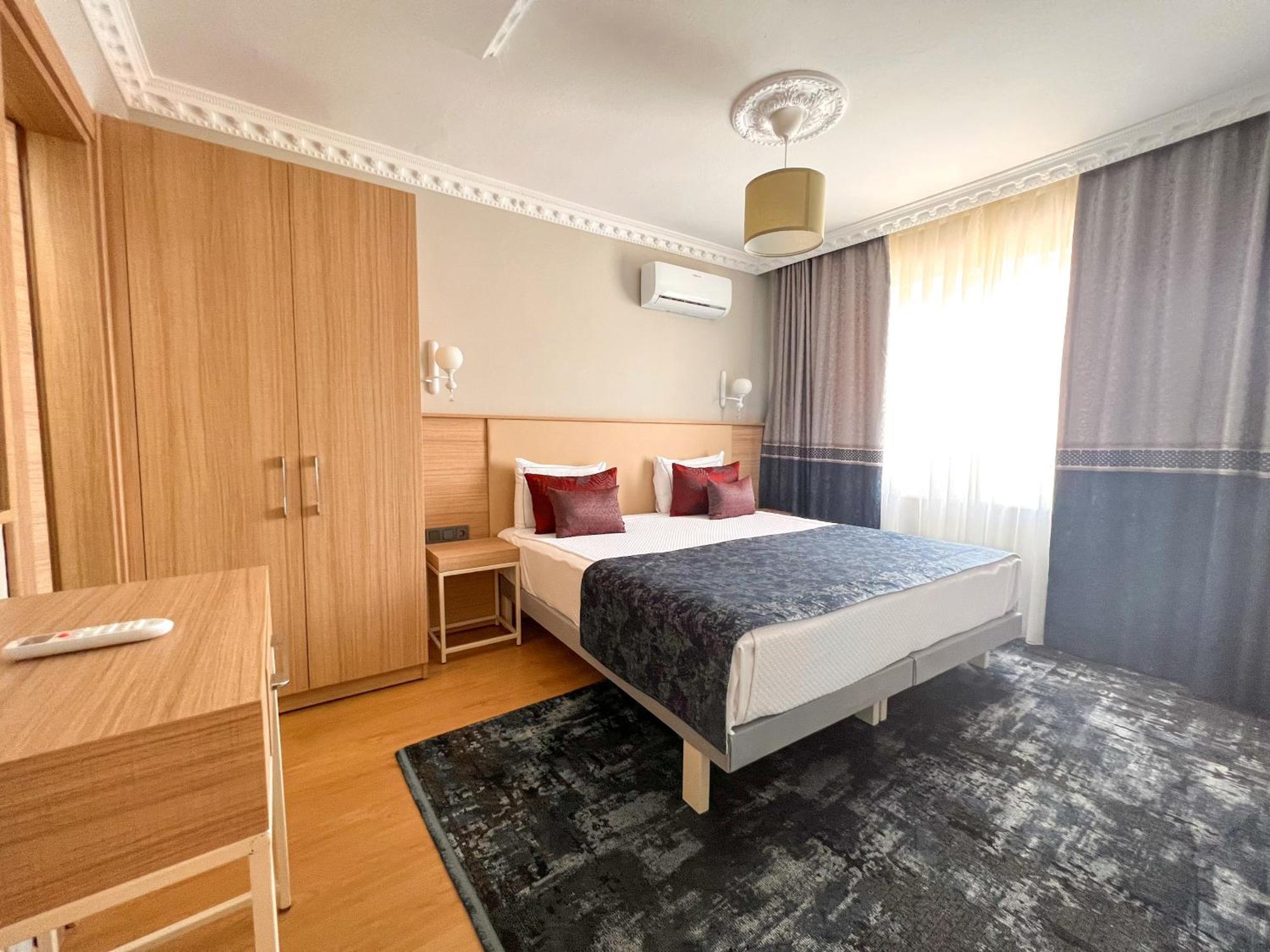 Old Town Point & Otel 4*